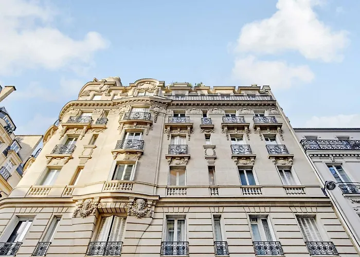 Cozy Parisian 2p In The Prestigious 8th Apartament Paryż