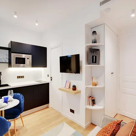 Cozy Parisian 2p In The Prestigious 8th Apartamento